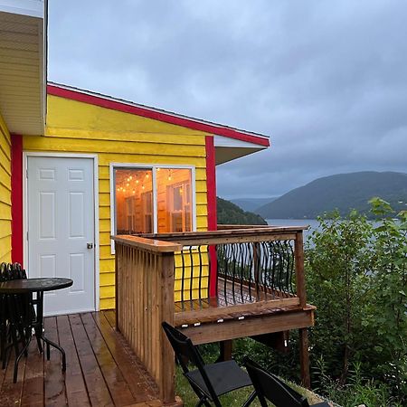 Knotty Pine Ocean Front Suite - Adults Only Ingonish Luaran gambar