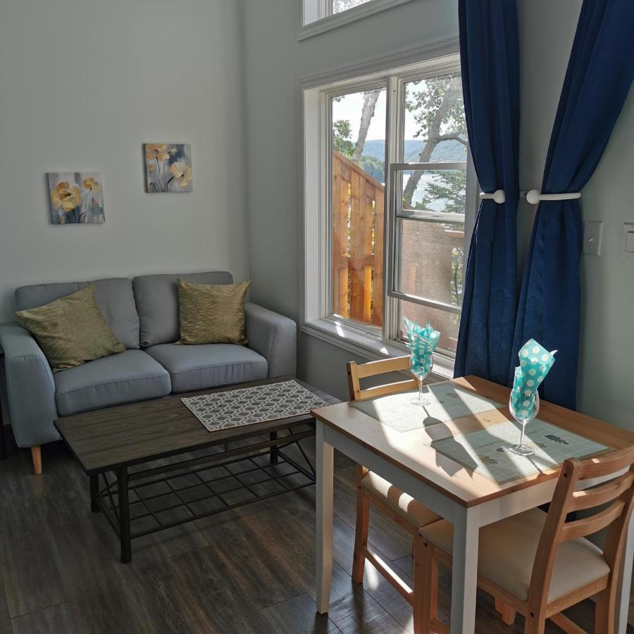 Knotty Pine Ocean Front Suite - Adults Only Ingonish Luaran gambar